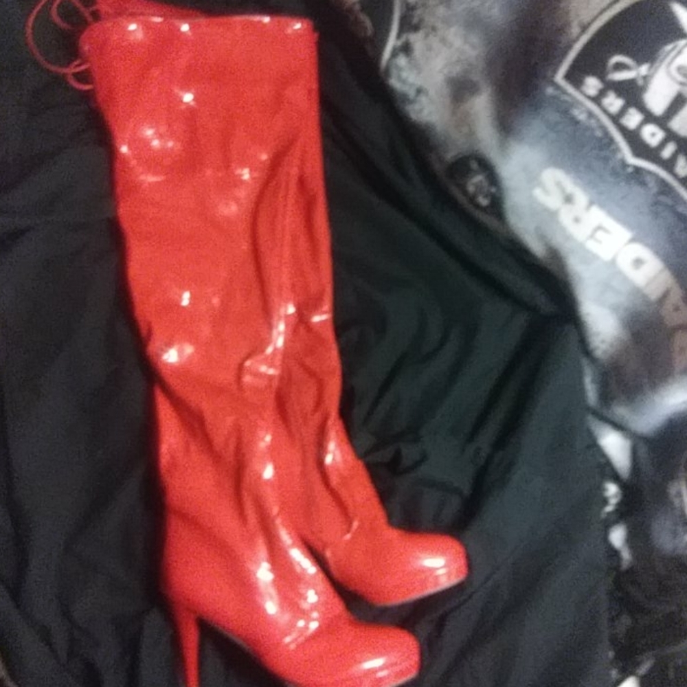 Red boots